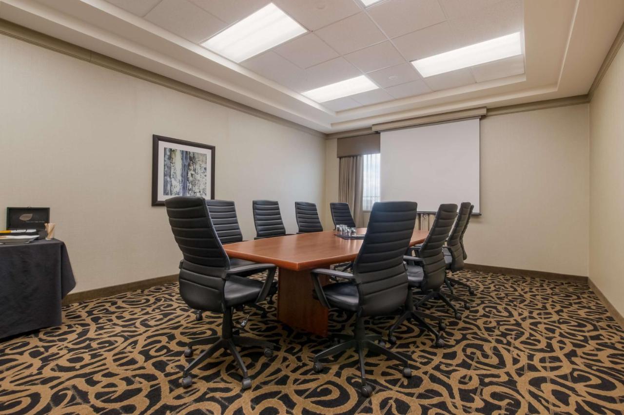 Best Western Brantford Hotel And Conference Centre Εξωτερικό φωτογραφία
