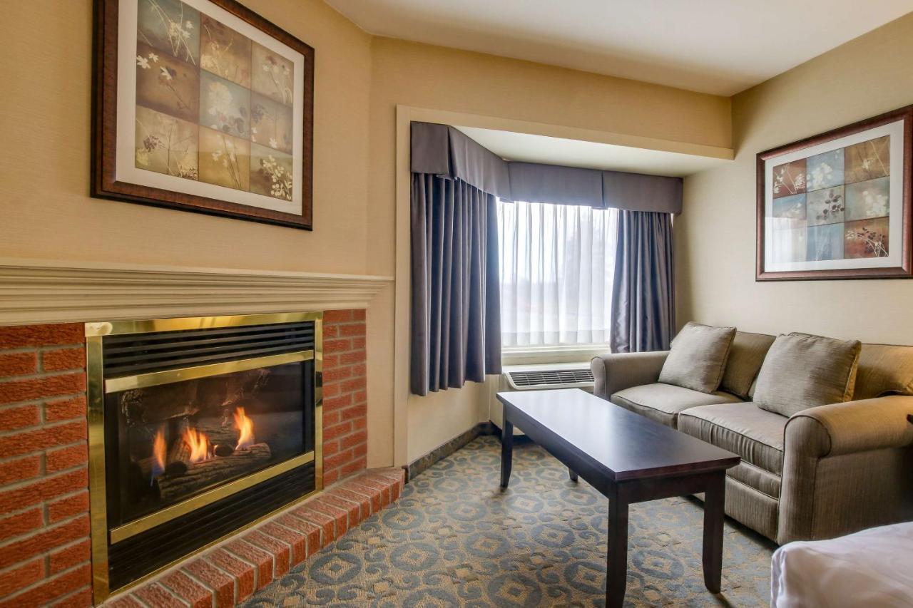 Best Western Brantford Hotel And Conference Centre Εξωτερικό φωτογραφία