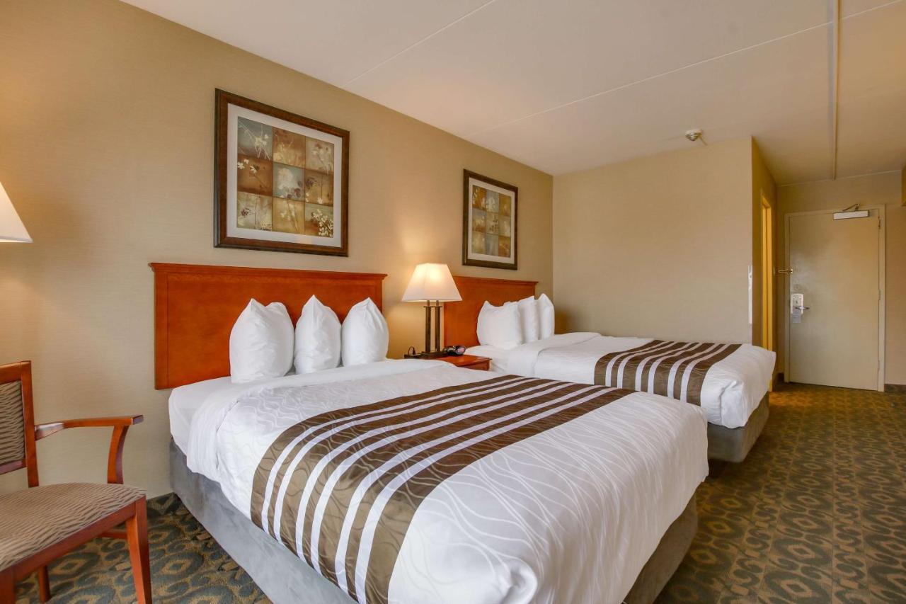 Best Western Brantford Hotel And Conference Centre Εξωτερικό φωτογραφία