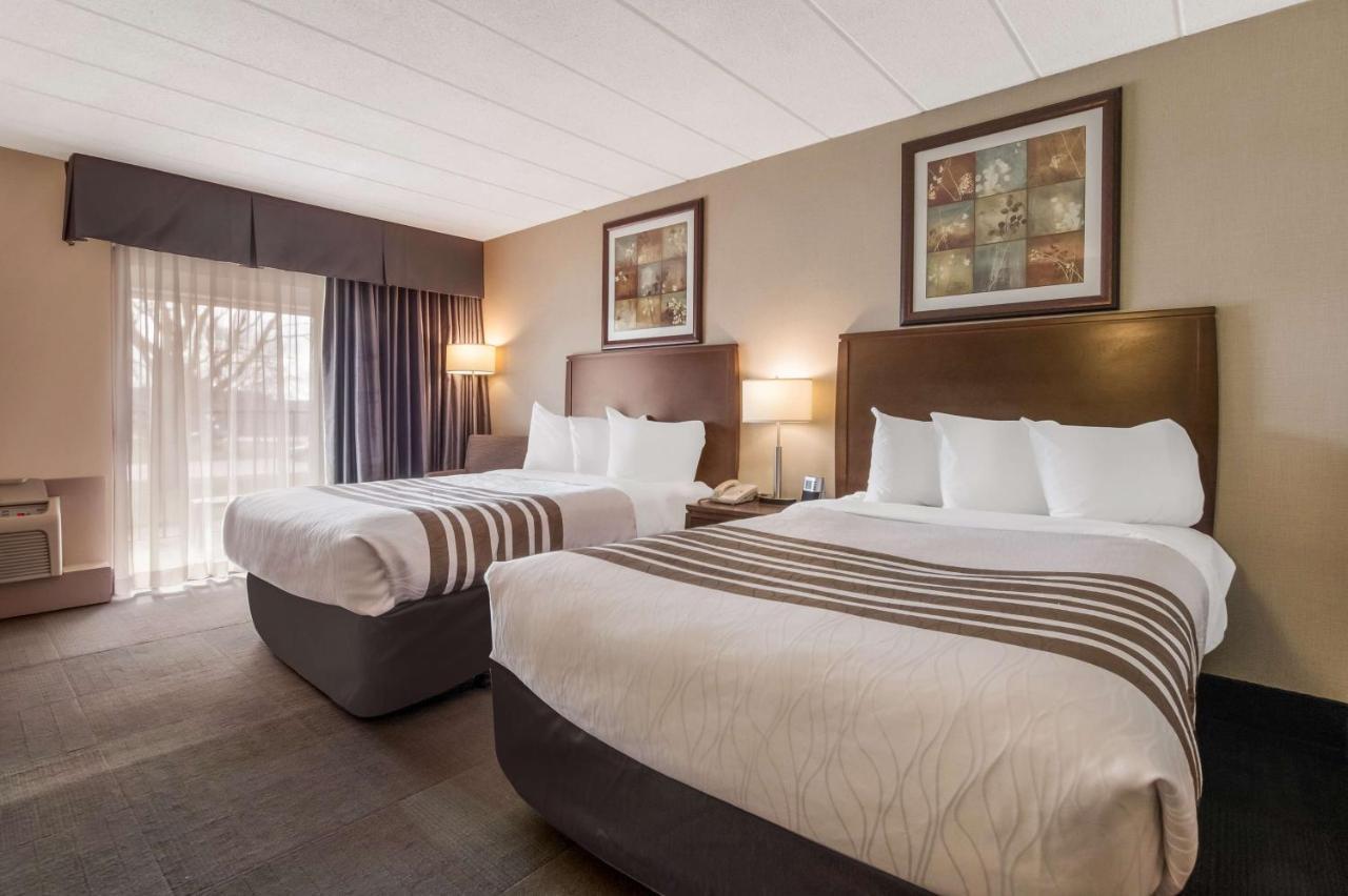 Best Western Brantford Hotel And Conference Centre Εξωτερικό φωτογραφία