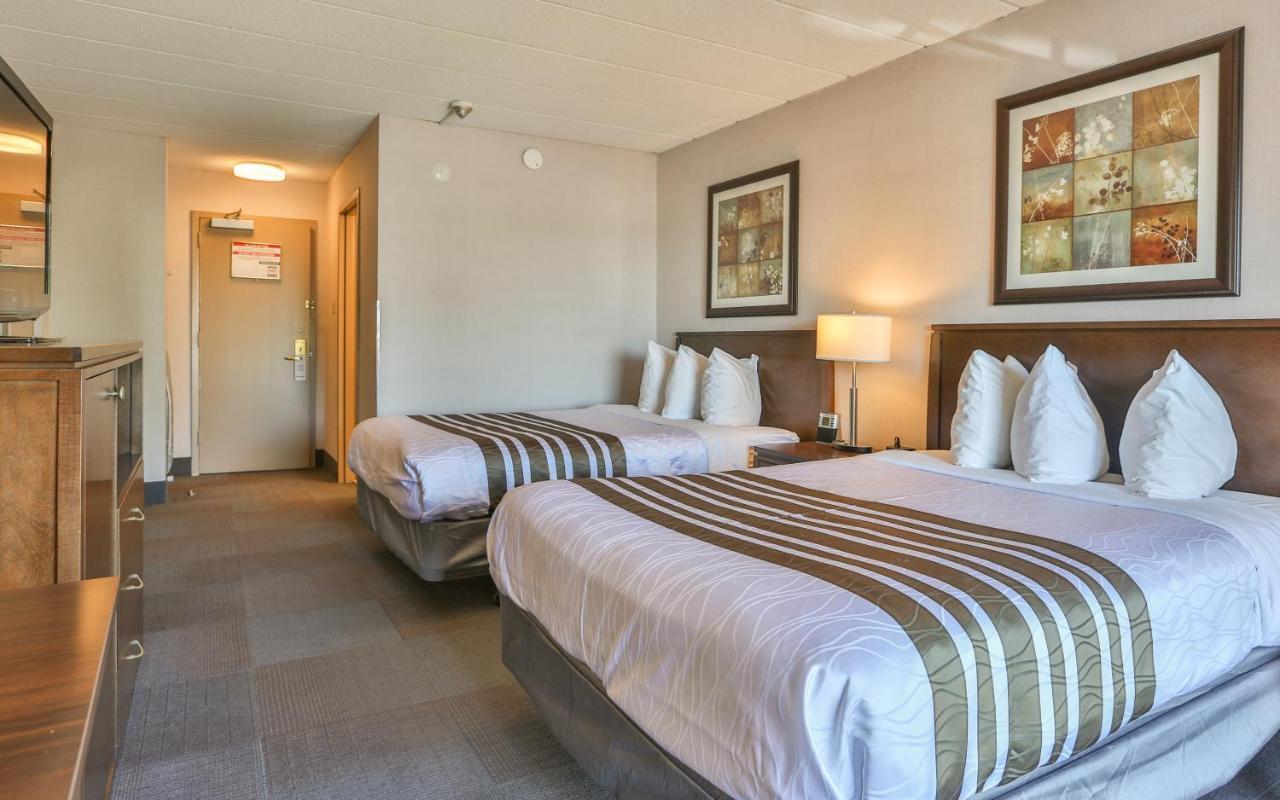 Best Western Brantford Hotel And Conference Centre Εξωτερικό φωτογραφία