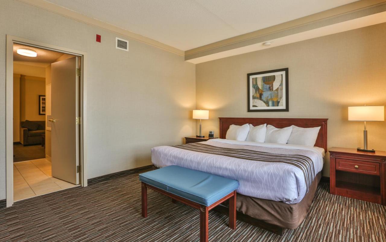 Best Western Brantford Hotel And Conference Centre Εξωτερικό φωτογραφία
